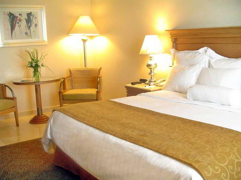 Marriott Tijuana Hotel Esterno foto